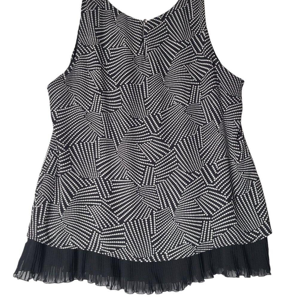 🔥Sale - White House Black Market Sleeveless Black Polka Dot Blouse Size Large - Picture 2 of 10